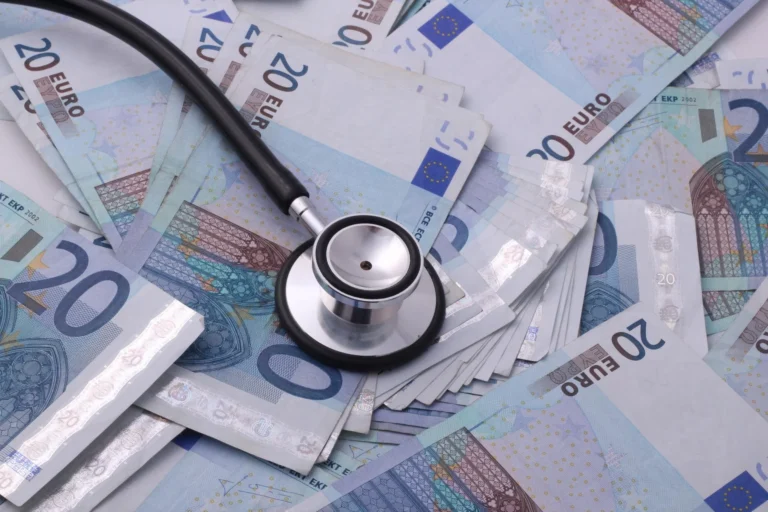 How Much Does LASIK Eye Surgery Cost?